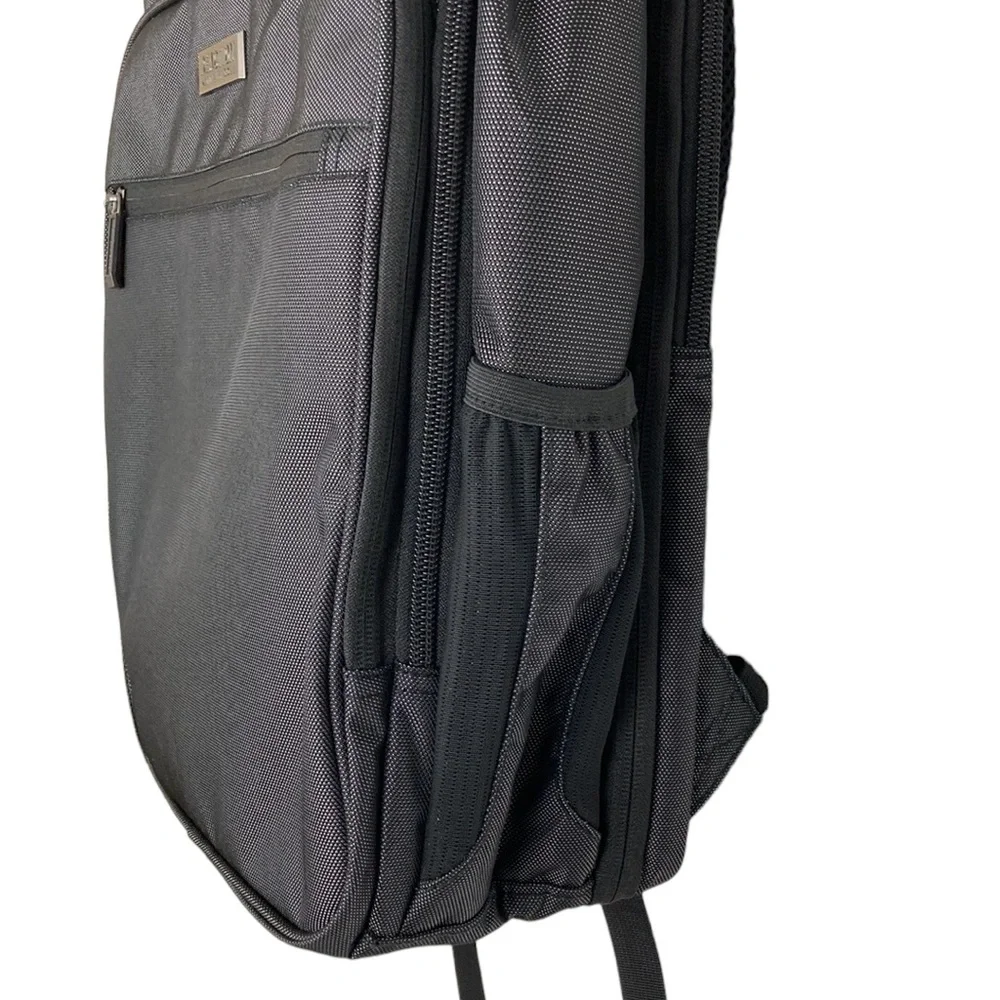 NEW Kenneth Cole RFID Business Travel Commuter Backpack